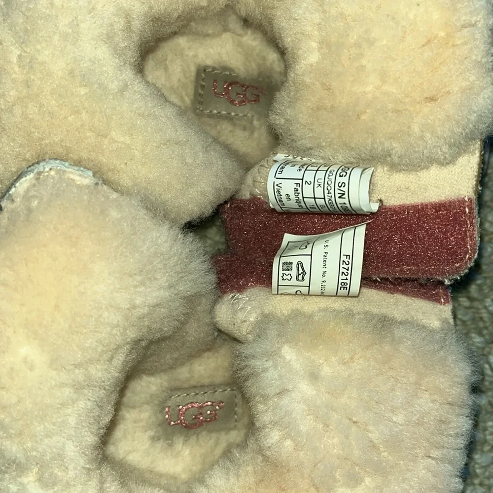 Baby Ugg Keelan Boots Size 2/3